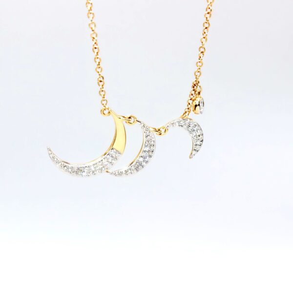 cadena con lunas oro 18k con brillantes 0.15 ct